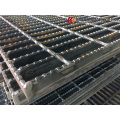 Galvanized serrated I bar steel gratings i 32 steel grating